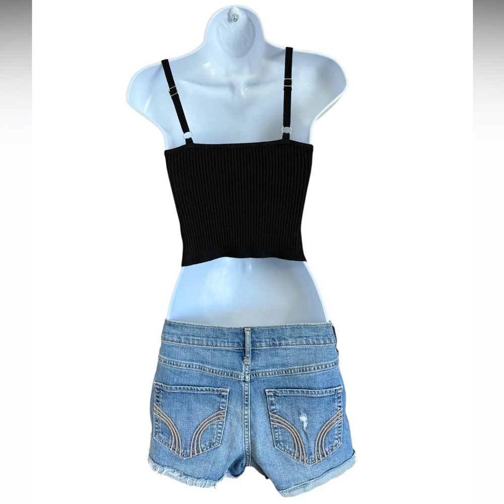Hollister Short-Short High Rise Light Wash Shorts Size 5/27 - Picture 2 of 9